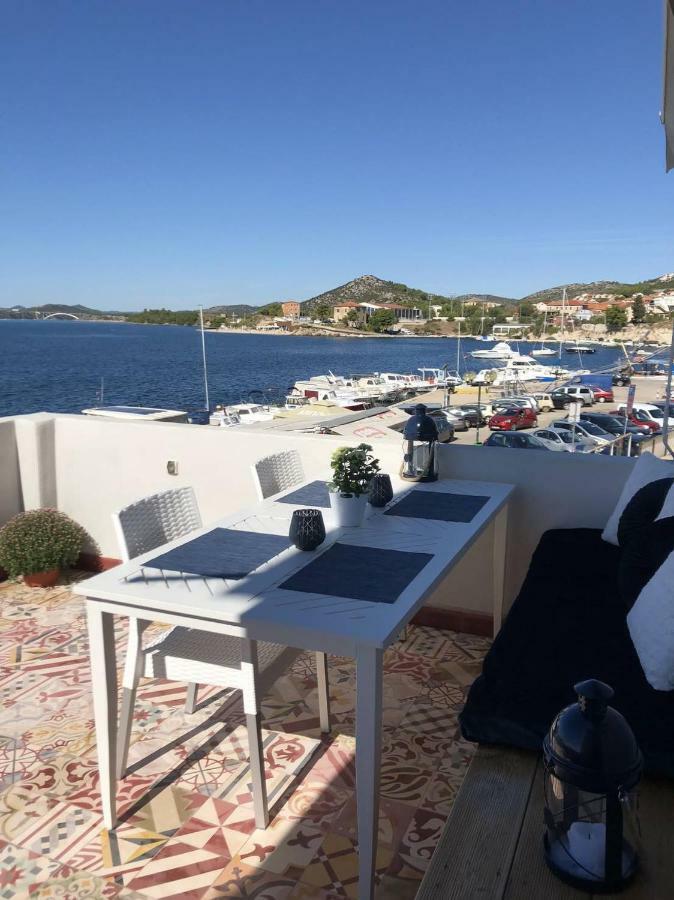 Seaside Lägenhet Šibenik Exteriör bild